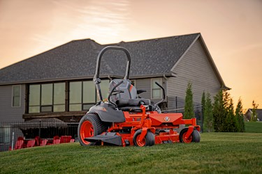 Kubota Z422KWTNC-60 60" 400 Series Zero-Turn Mower